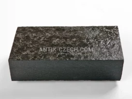 Řezaná dlažební kostka z čediče fotografie 8