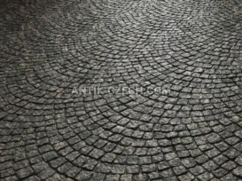 Štípaná dlažební kostka ze žuly Leopard Grey fotografie 2