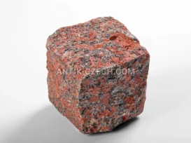 Štípaná dlažební kostka ze žuly Rosso Santiago fotografie 10