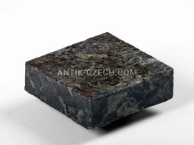 Řezaná dlažební kostka z labradoritu fotografie 2